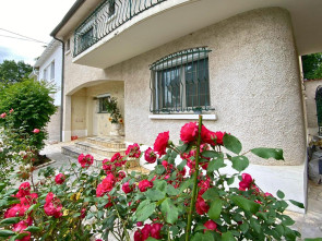 Maison en Vente à Castres / 7 pièces 212m2